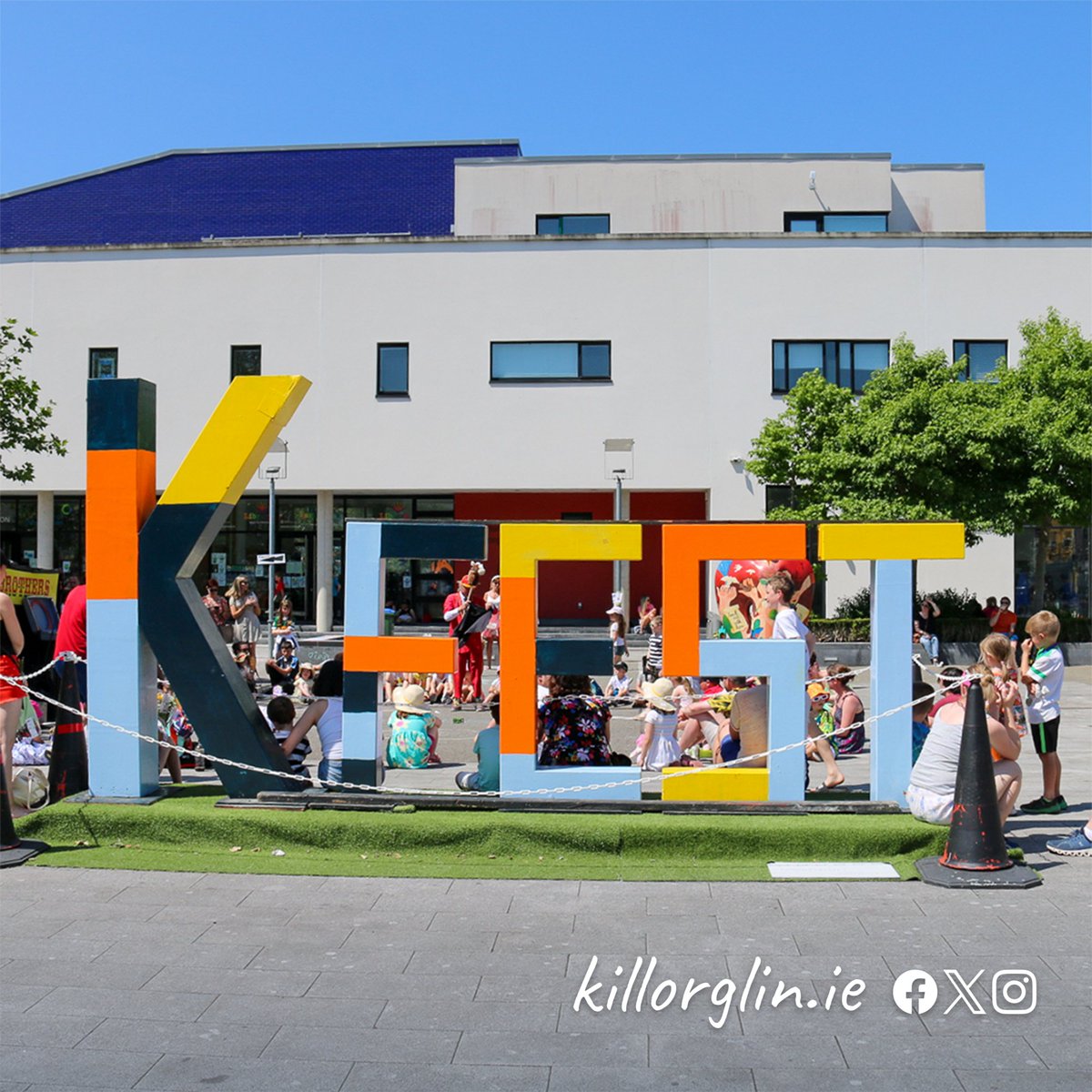 . @kfestarts kicks off today and runs all over the bank holiday weekend. There’s something for everyone from amazing art, music, and drama, to an abundance of children's events...

📅 May 31to June 3
📍#Killorglin
ℹ︎ kfest.ie

#LivePlayThriveHere #KFest2024