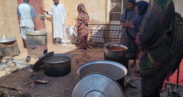 Vereinte Nationen warnen vor Hungersnot im Sudan: Genf/Khartum – Die Vereinten Nationen und humanitäre Organisationen warnen vor einer unmittelbar bevorstehenden Hungersnot im Sudan. „Die Zeit läuft ab für Millionen von Menschen im Sudan“, teilten… dlvr.it/T7f9S2
