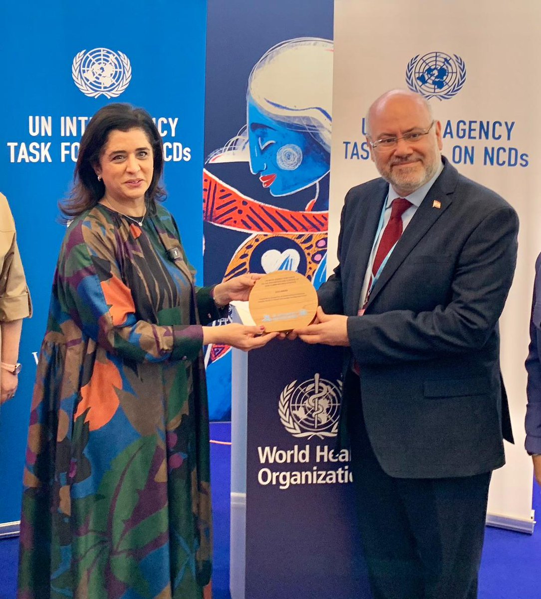 Happening now! In the sidelines of the 77th World Health Assembly, the @mophleb just received the 2023 award of the UN Inter-Agency Task Force on the Prevention and Control of #NCDs and mental health, in recognition of 𝗦𝘁𝗲𝗽-𝗯𝘆-𝗦𝘁𝗲𝗽.