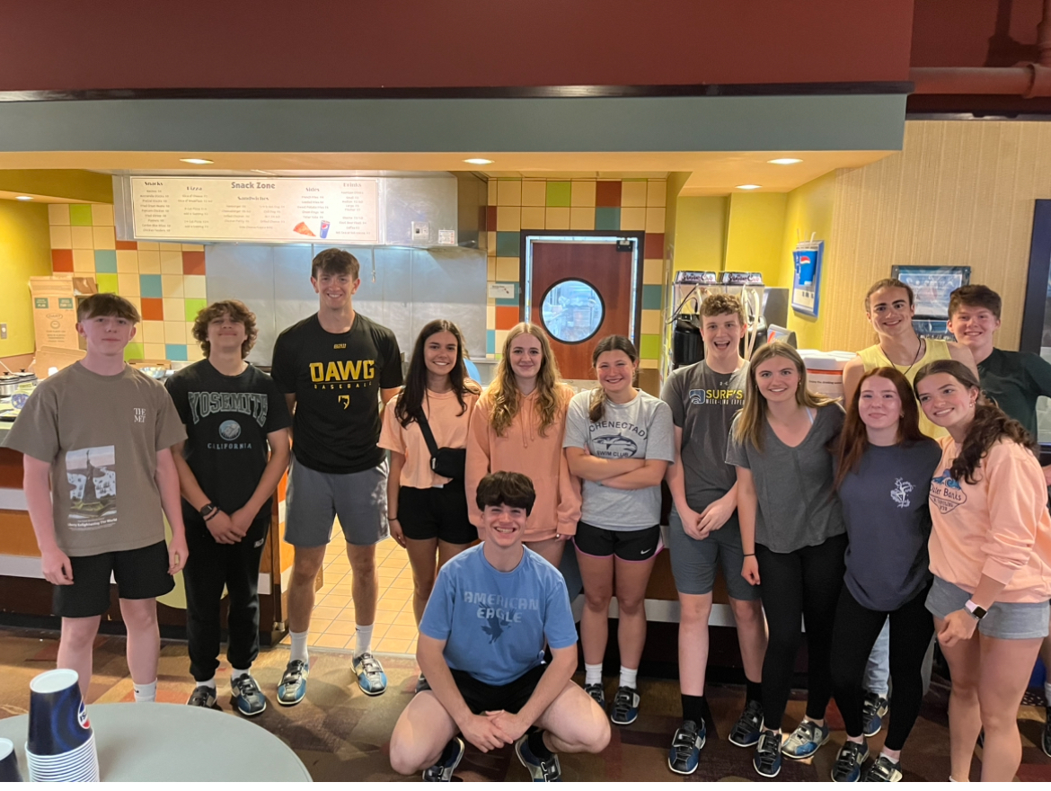 Big shout out to our <a href="/BSPAHS/">BSPAHS</a> Honors 🇺🇸History students for using their SPARE time to put the FUN in fundraising #SaratogaStrikeZone! 🎳#PinPals  #ClassOf2025