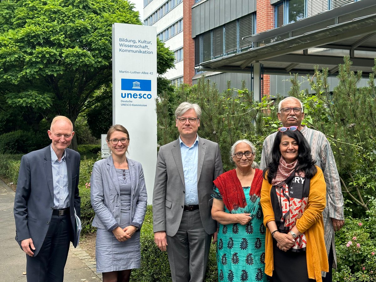 Trupti and Ambrish, along with our Regional Director Dr. Carsten Klein and Nupur Hasija, held a meeting with Dr. Roman Luckscheiter, Secretary General, German National Commission for UNESCO. They discussed the crucial role women play in the development of societies. <a href="/ArchGujarat/">Archvahini</a>