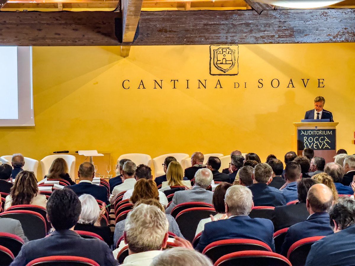 Il Presidente ANCE Verona <a href="/CarloTrestini/">Carlo Trestini</a> apre l’Assemblea Generale Imprese Associate “Verso #VERONA2040”