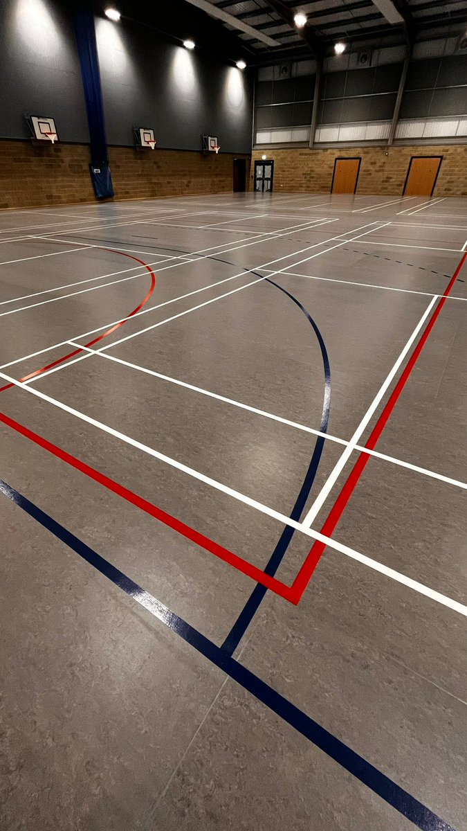 Invicta Grammar School have recently had installed a DYNAMIK sprung flooring system finished in a solid non-foam backed sports linoleum
#sport #acoustic #sportfloor #basketball #netball #sports #sportfloorspecialists