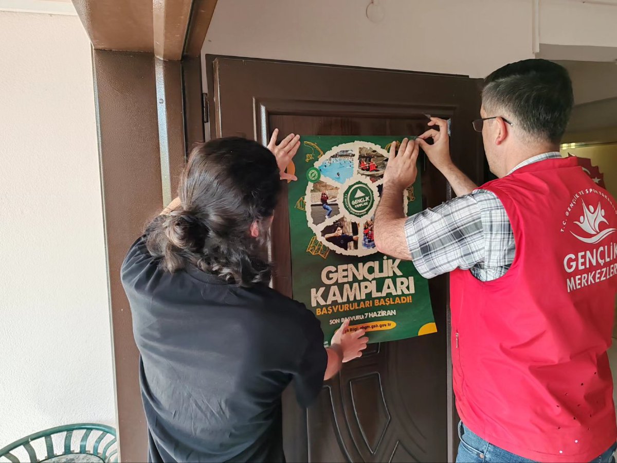 Gençlik Kampları tanıtımları kapsamında bugün;
🔸Kemah Meslek Yüksekokulu
🔸Kemah KYK Yurtlarını ziyaret ederek gençlerimize başvuru ve kamplar hakkında bilgi verildi.
#GSBGM
#gençlikkampları