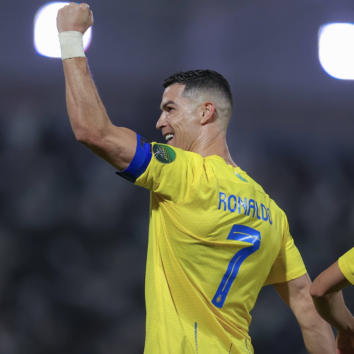 ساعتين على إنطلاق نهائي أغلى الكؤوس 💛