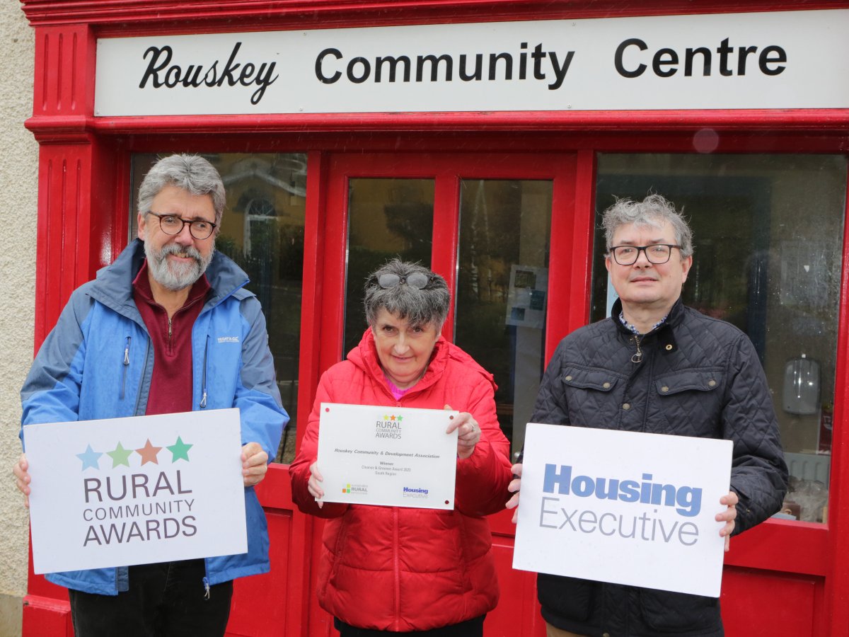 Congratulations to Rouskey Community Centre winner of our Rural #CleanerAndGreener Award 2023. Read the full story here: orlo.uk/Gc1JE #RuralCommunityAwards #MakingADifference