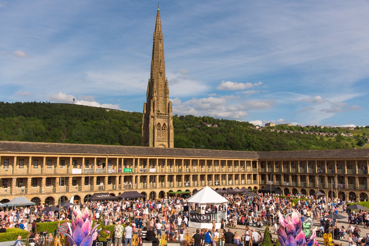 The Piece Hall tweet media