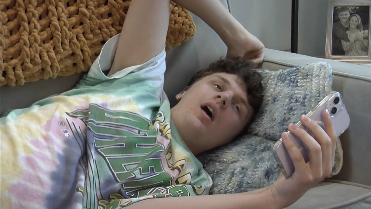 JakeLacyFan's tweet image. My first short film, “My Night at Matt’s” is out now!

Vimeo link: vimeo.com/952179203

Or you can download the file on Google Drive: drive.google.com/file/d/13F-C9D…