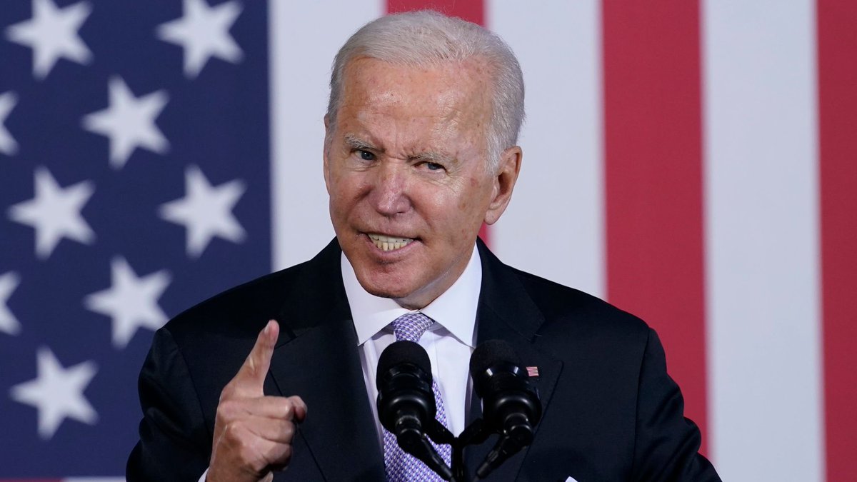 BRICSinfo's tweet photo. JUST IN: 🇷🇺 🇺🇸 Russia says Joe Biden's White House is eliminating its political rivals. 

"The fact that a de-facto elimination of political rivals by all possible legal and illegal means is going on there is obvious." https://t.co/8fYgjR5pwU