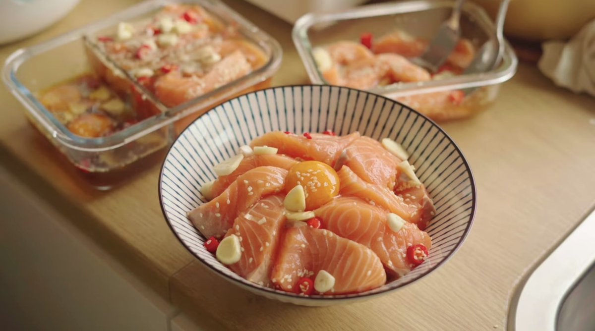 ช่องคนไทย ไถฟีดยูทูปเจอ วิวน้อยจัดเทียบกับคุณภาพคลิป😭😭😭 

คือทำคลิปค่ดดี แสงสีละมุนตุ้น เสียงทำกับข้าว asmr ปนๆกับซาวน์ bg หน่อย(ตอนทำเสร็จ) ดูเพลิน+สงบมาก ใครชอบแนวนี้ลอง!! ชื่อช่องมื้ออาหารของฟู 

ปล.ไม่ได้รู้จักกับจขช่องแต่อย่างใด
*แค่อยากบอกต่อจริงๆ*

🫑🍅🥚🧈