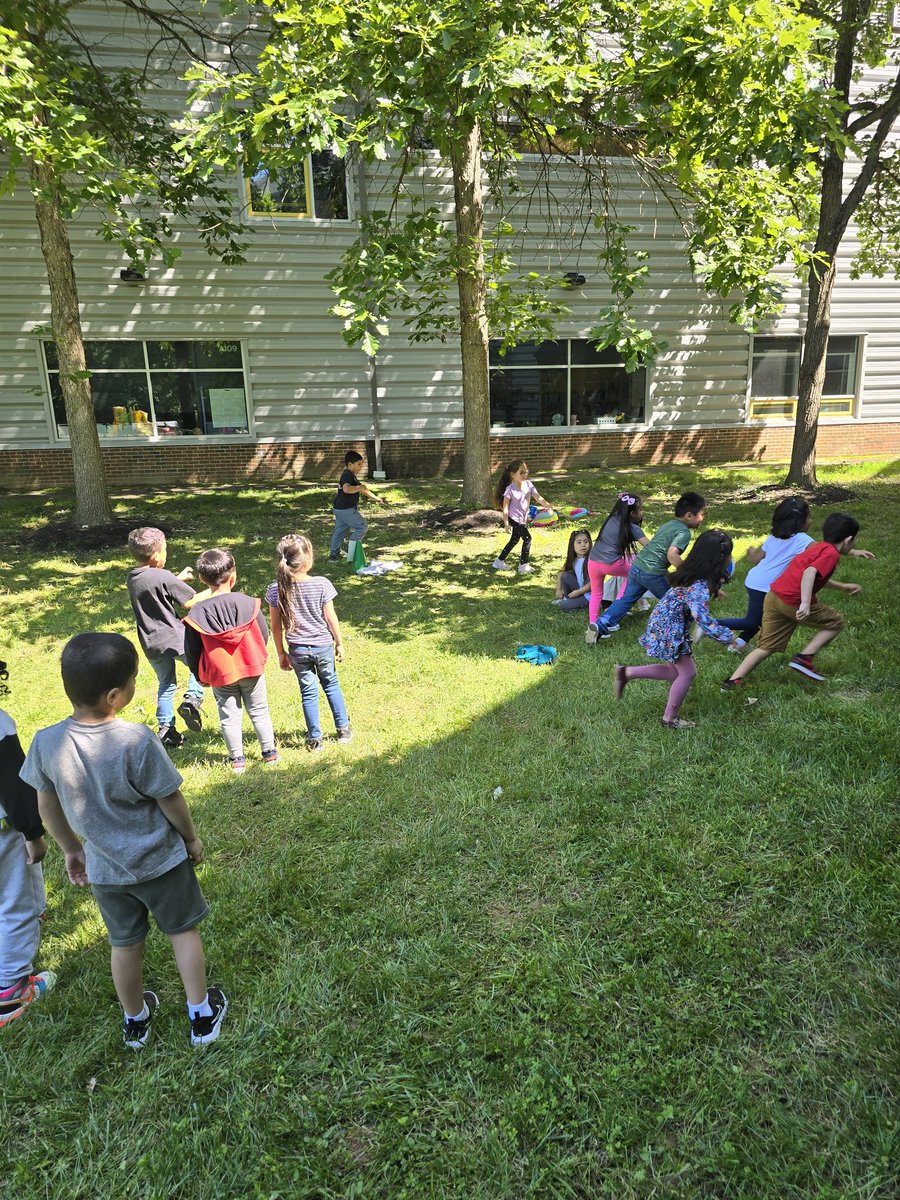 Kim Sanders tweet media