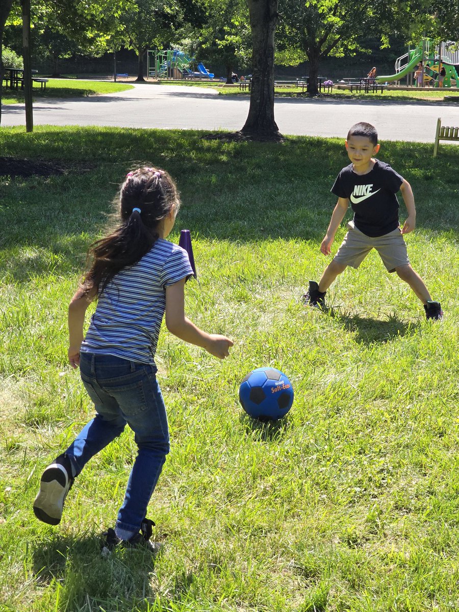 Kim Sanders tweet media