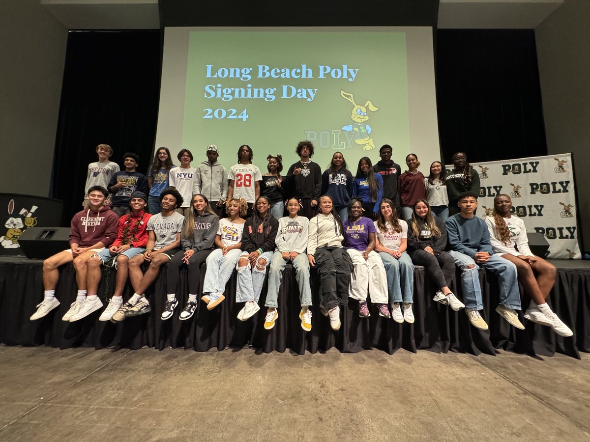 STORY: Long Beach Poly honored more than 30 scholarship signee athletes at a recent ceremony. Congrats to all the Jackrabbits moving on to four-year colleges! the562.org/2024/05/30/lon…