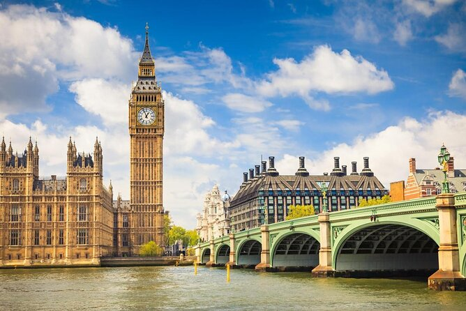 May 31, 1859, marked a significant moment as Big Ben, the Great Bell of the Palace of Westminster, chimed for the first time. This event followed the completion of the iconic Clock Tower, designed by Augustus Pugin. Renamed Elizabeth Tower in 2012, it remains a symbol of British