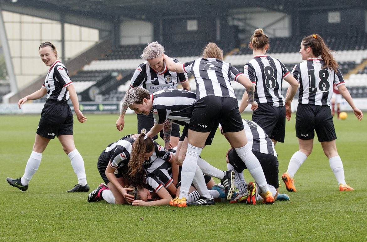 k4mcc's tweet photo. After 5 years I have decided to leave St Mirren. It was a privilege to captain this team! Looking forward to football next season ⚽️ https://t.co/4E7ZoFSxwp