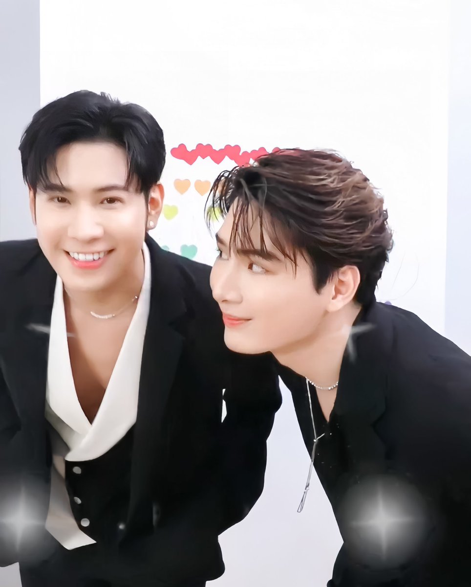 todaywillqtie's tweet photo. แหนะ เห็นนะ 🫵🏻😚

#ทีมพีรญา #คริสสิงโต https://t.co/8BlGeiTIto