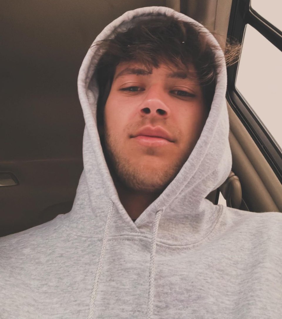 ⠀⠀⠀⠀⠀⠀⠀ ⠀⠀⠀⠀⠀⠀Hey. 
⠀⠀⠀⠀⠀⠀⠀