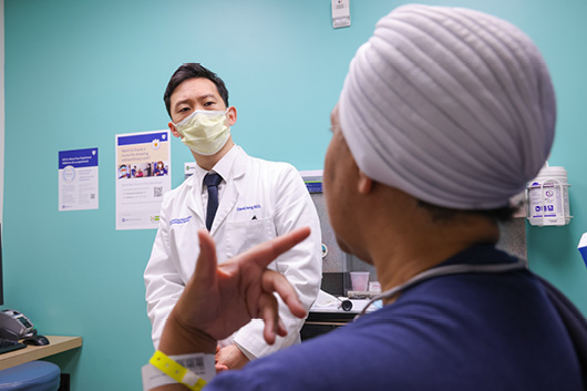 Many patients whose symptoms continue after sinus or nasal surgery can benefit from a referral to Duke for further evaluation & treatment, according to David W. Jang, MD, a head and neck surgeon and sinus specialist at Duke. Read more here: bit.ly/3yOZTRP