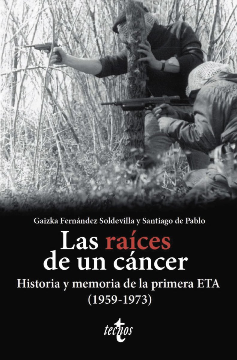 @GaizkaFS del @MemorialVT ✍️ firmando en la @FLMadrid #FLMadrid24 el libro “Las raíces de un cáncer. Historia y memoria de la primera ETA (1959-1973)” publicado por @EditorialTecnos 🏠 Número 19 🅾️@EditorialTecnos
