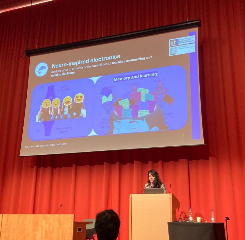 I've been honoured to talk at the European Materials Research Society (E-MRS) Spring Meeting 2024 on the use of our Azobenzene- based organic photoelectrochemical transistors as neurohybrid building blocks! 🧠⚡️♥️

#EMRS2024 #bioelectronics #neuromorphic #organicelectronics