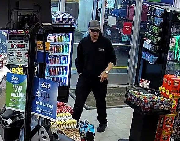 rcmpmb's tweet image. Pembina Valley #rcmpmb requesting assistance in ID’ing this suspect who, on May 24, used a stolen debit card to make a purchase. Debit card was stolen in a B&amp;amp;E earlier that morning. Suspect drove to the gas bar in Carman in a stolen F150 pickup truck. Call 204-745-6760 w/ tips
