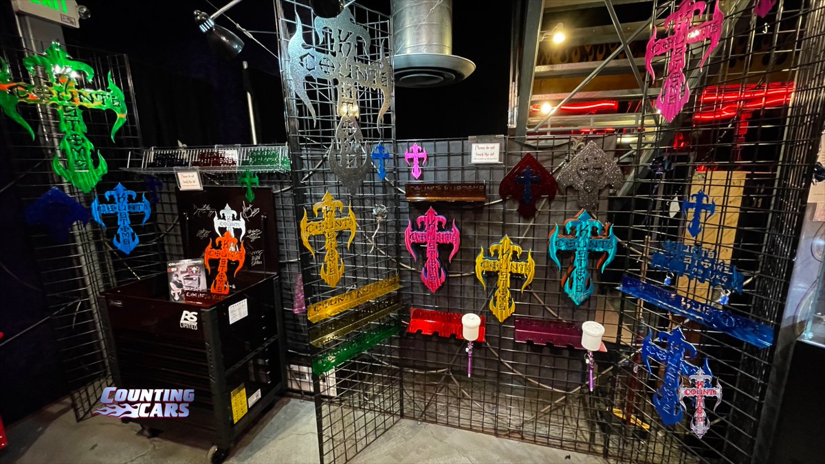 CountsKustoms's tweet photo. Get your Count’s Kustoms merch today! Order at https://t.co/xtAtAKTZqr for 10% off your first order, or stop by our shop in Las Vegas from 10am-4pm! #countskustoms #lasvegas #merch #history #countingcars @CountsKustoms_S @DannyCountKoker @ghetto_808 @TheHornyMike @RyanAtCounts https://t.co/qiujsSPB0h