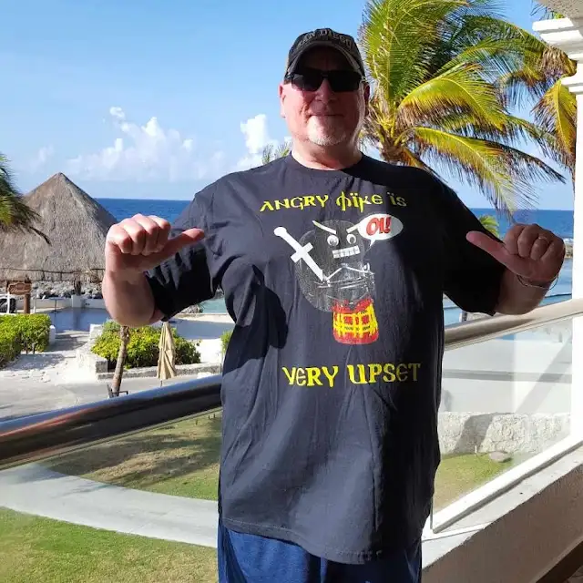 KAB_Models's tweet image. Angry Mike continues his world tour! Cancun this time! If your&apos;e going on holiday, get an Angry Mike t shirt and help him travel the world! my-store-c82f9d.creator-spring.com/listing/angry-…