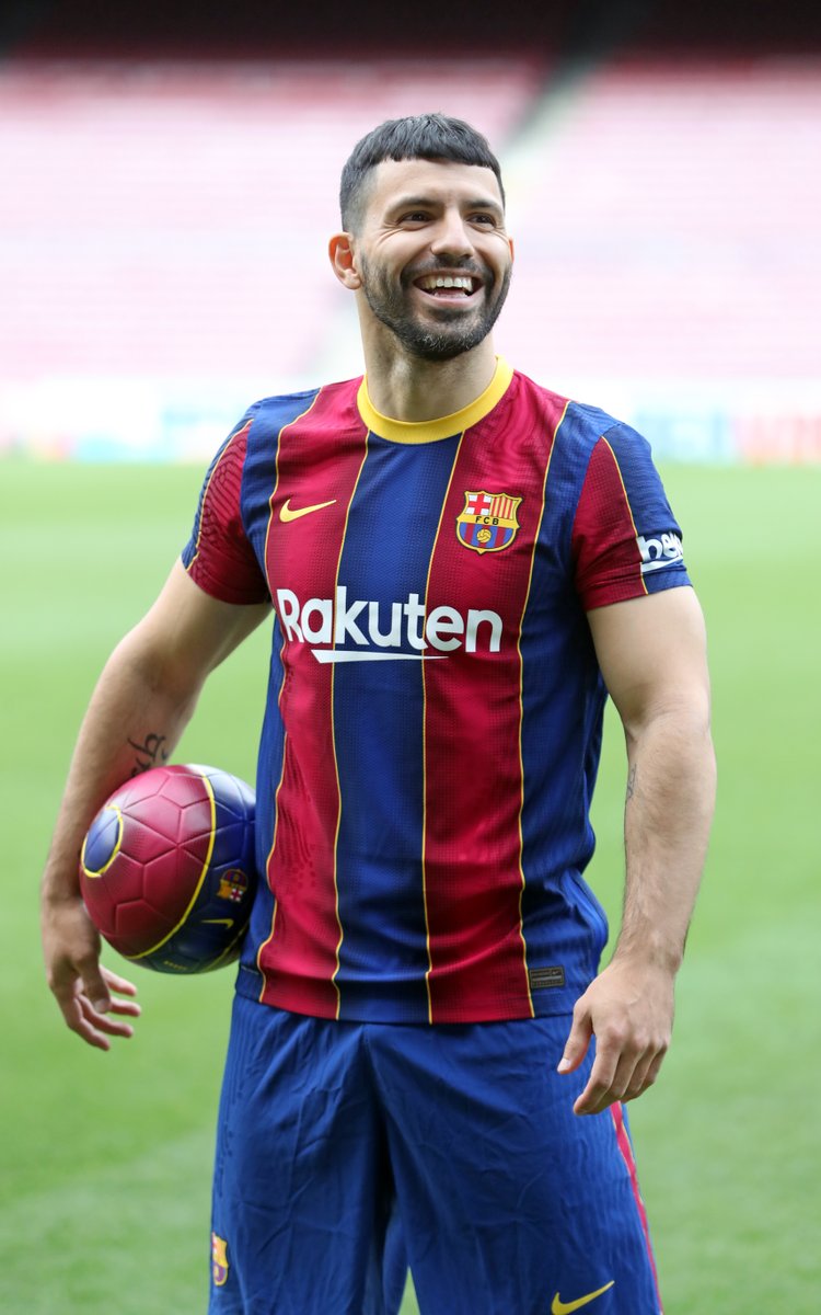 #OTD 3 years ago we unveiled Kun Agüero as a new Barça player at Spotify Camp Nou 💙❤️