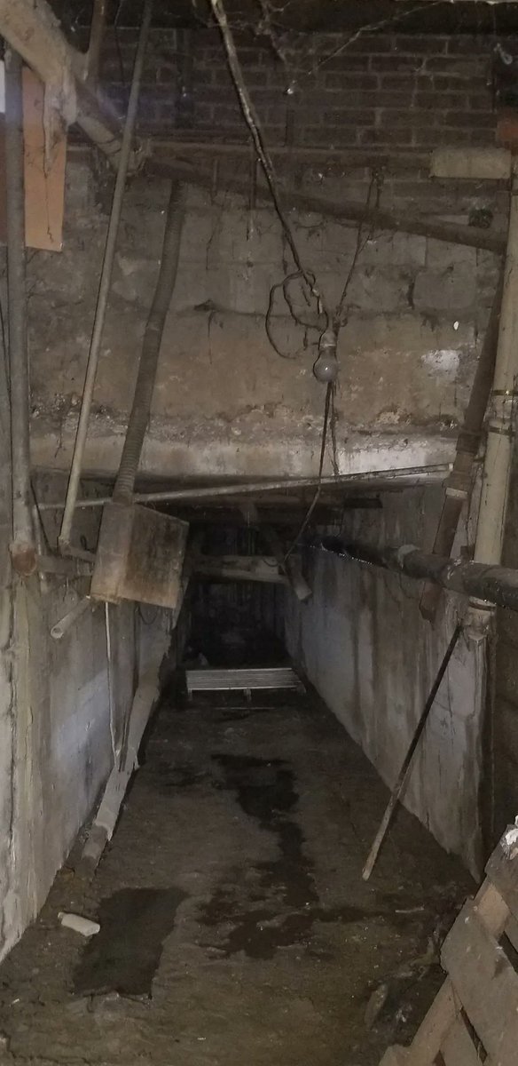 Investigated this 1920's building & captured this within an underground tunnel. What's your thoughts? Is this an Apparition/ Ghost? #Ghost #Apparition #ghosthunters #paranormal