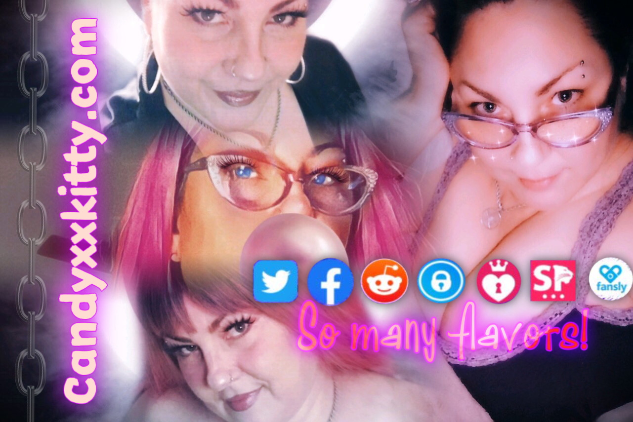 🖤 I make fantasies a reality! https://t.co/MrgjfvLNfm I'm mature and curvy, creative and open minded, and I have LOTS of toys to play with! ⛓ Just want to chat? https://t.co/kMoxdgg0OS https://t.co/qJqflfmdgH