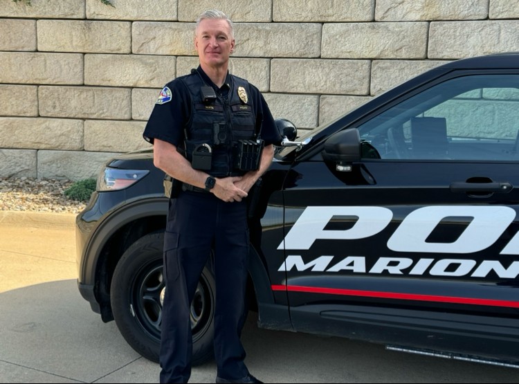 MarionIaPolice's tweet photo. LT Merta is retiring today from the MPD. 

From '85–89, Mark served in the US Air Force and was an officer with the Las Vegas Metro Police Dept from '89–92. In 1993, he joined the MPD &amp; would be promoted to Sgt &amp; then LT.

Thank you for your service, 134.

Enjoy your retirement. https://t.co/Xs2KMlntRF