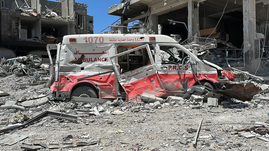 A photo of a Palestine Red Crescent ambulance in Jabalia, northern Gaza Strip, following the withdrawal of occupation forces yesterday. #NotATarget ❌#Gaza