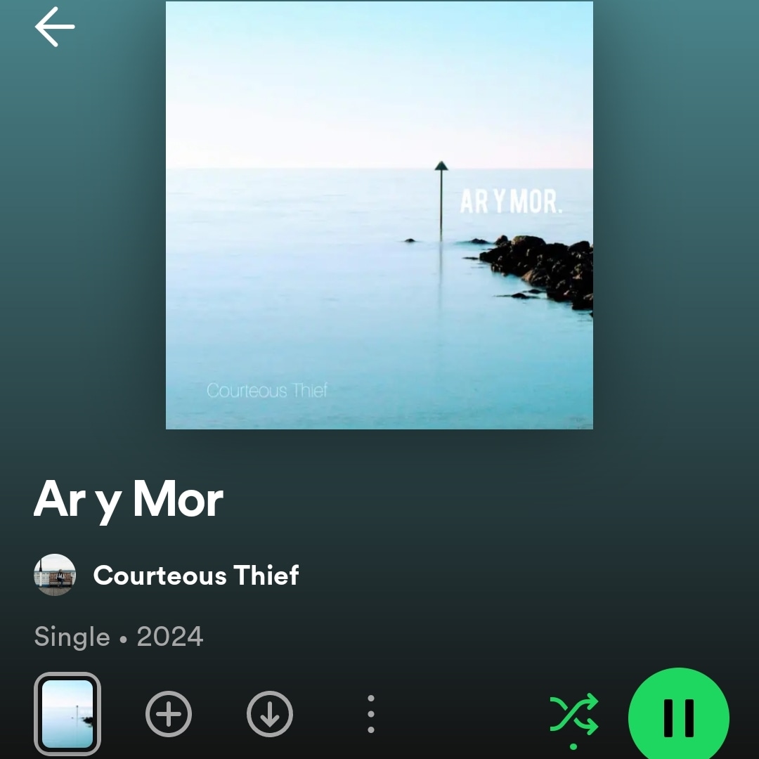 Hey hey! Good afternoon you beautiful people. My debut Welsh language track 'Ar Y Mor' has been released today. Spotify link here 👇 enjoy ♥️ open.spotify.com/album/6bWoiqmW…