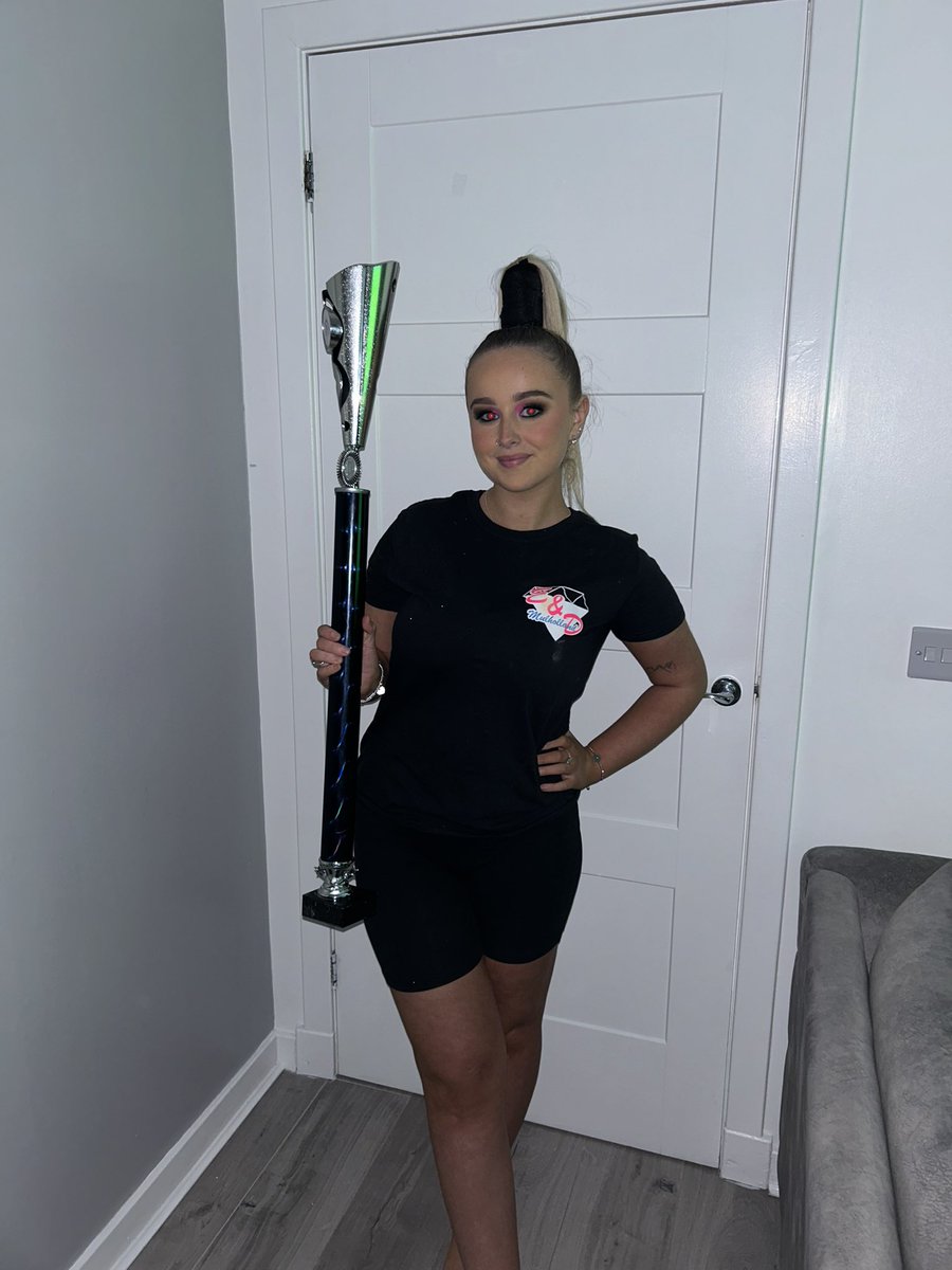 leanneoharax's tweet photo. Another Dance show completed and another award for senior all rounder for our girl. Smashed it  👏❤️ @brookeohara11 @jamesohara11 https://t.co/wgSBPB0Y2I