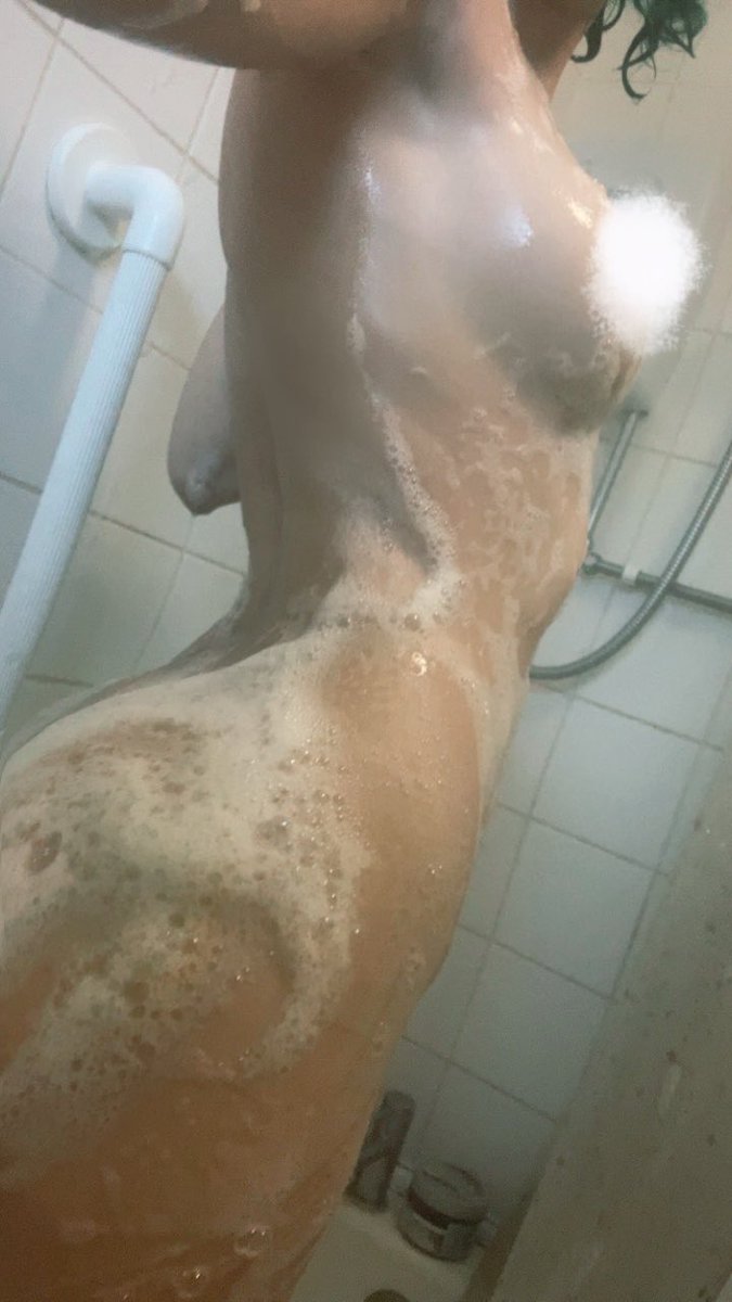 CarolineMeeow's tweet photo. Join me for shower time! I just posted 3 pics and 1 video 🖤🖤

https://t.co/u0xCDM97ZC

#nsfwtw #nsfw #nsfwacc #onlyfans https://t.co/Z6ug9vrJry