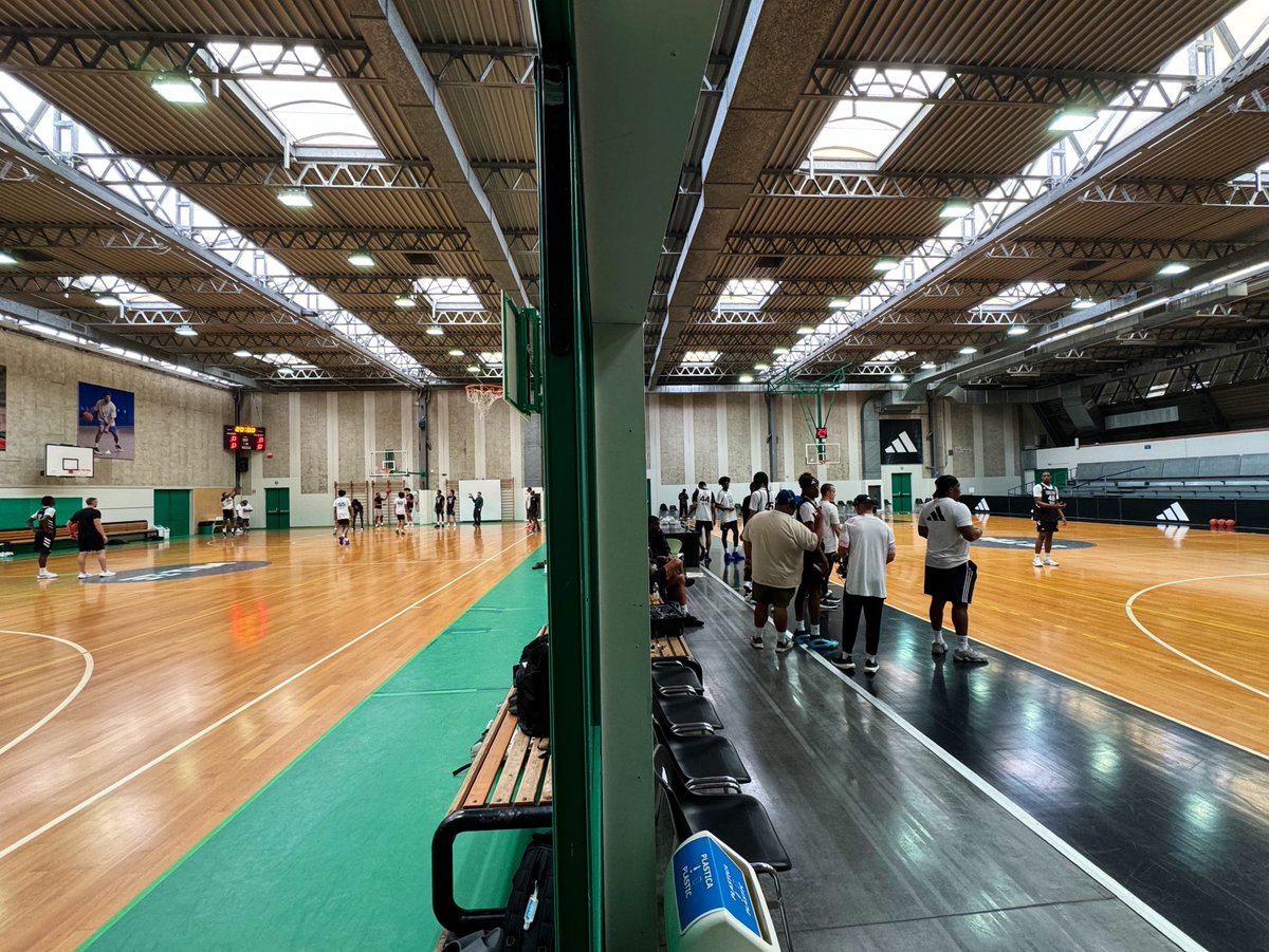 Both USA and 3SSB Select teams preparing for #adidasEurocamp pool play here at historic Ghirada La Città Dello Sport in Treviso 🇮🇹