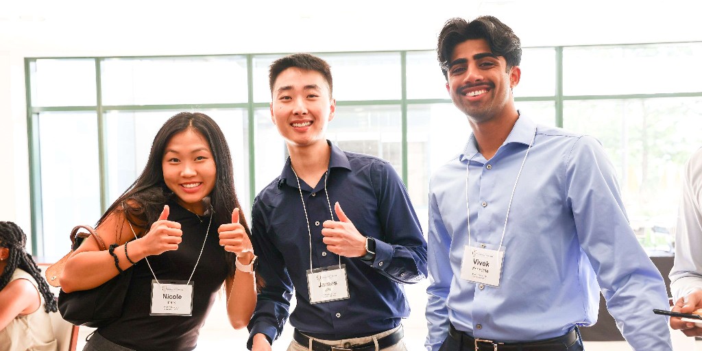 ZuckerSoM's tweet image. Good luck on your exams, MS1s! 📚✨

Happy last day of classes! Enjoy your summer break, you&apos;ve earned it! ☀️🌴 We’ll miss you!

#YearOneDone #LastDayOfClasses #MedSchool #MedStudents #MedStudentLife #FutureDoctors #SummerBreak