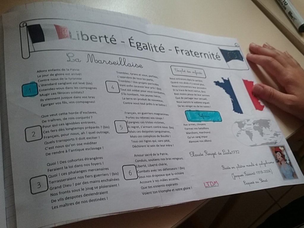 ecmeillant's tweet photo. Nous avons participé à la comémoration du 8 mai. Nous avons chanté la Marseillaise. https://t.co/fnDwSmppEb