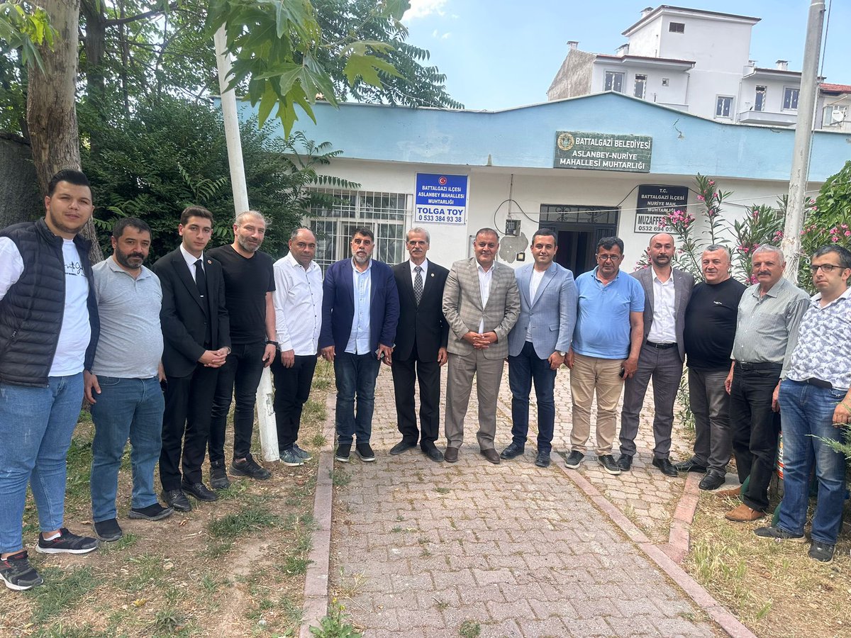 gokhangok44's tweet photo. #Malatya #Battalgazi ilçesi Aslanbey Mahalle Muhtarımız Kıymetli Kardeşim Tolga Toy ve Nuriye mahallesi muhtarımız Muzaffer Polat'a  ziyarette bulunduk.

Muhtarlarımıza özverili ve gayretli çalışmalarında başarılar diliyor, misafirperverliği için teşekkür ediyorum https://t.co/MWB7VL3od8