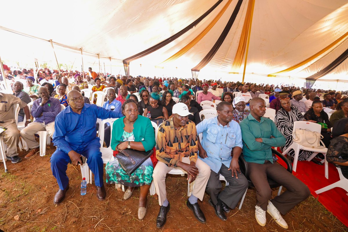 Hon. Alfa Miruka (MP Bomachoge Chache), @PS_JosephMotari (Social Protection & Senior Citizen Affairs), Hon. @Martin_Ogindo (Chair Kenya Fish Marketing Authority), @OwidiOdoyo (Chair Lake Victoria South Water Works Authority), Former MP Ken Obura & a host of MCAs were present.