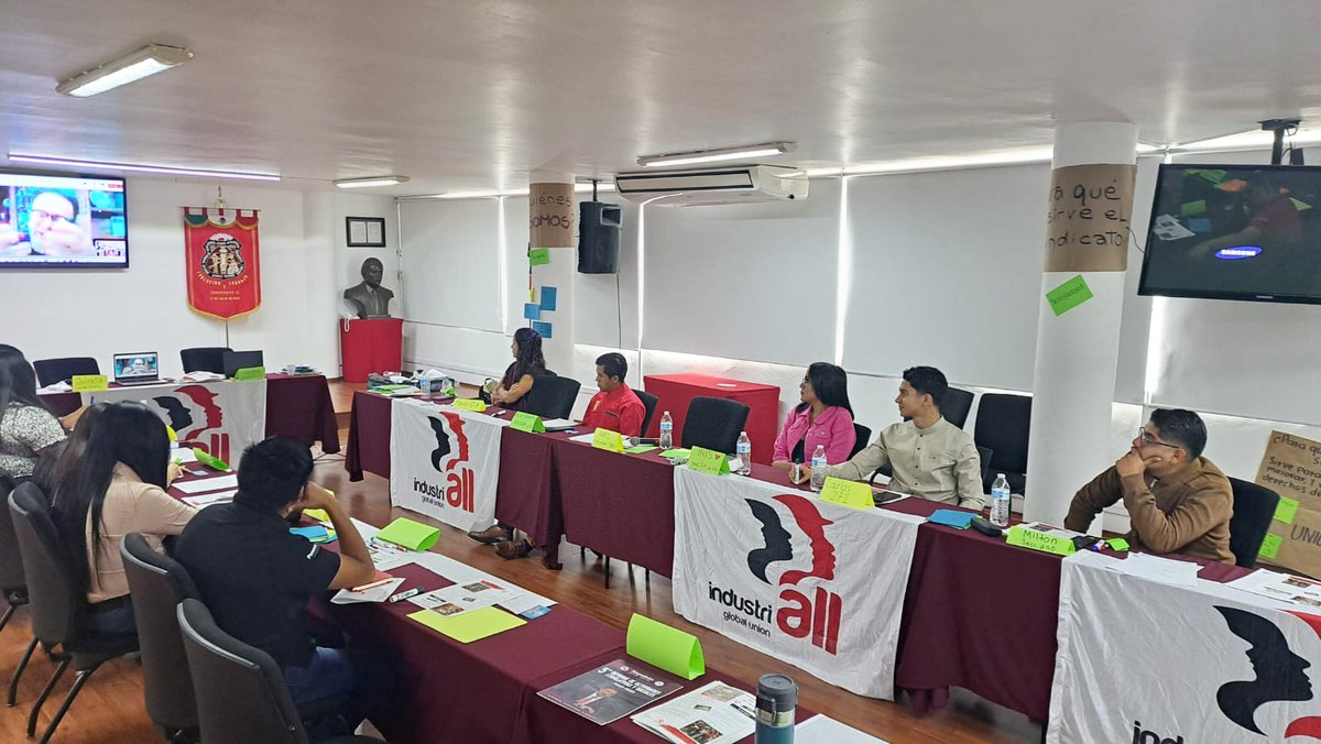 🇲🇽 Ayer finalizó el seminario de jóvenes del proyecto de IndustriALL y @uniontounion en México. Los participantes expusieron sus ideas de Plan de acción sindical (PAS) y dialogaron sobre el rol de los jóvenes dentro del sindicato, en un contexto de capitalismo e individualismo.