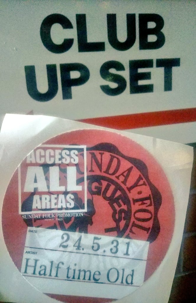 dj_Foogee's tweet image. #HalftimeOld 戦ってるんだツーマンツアー2024@名古屋

FREEDOMぶりのHalf‼️
新旧織り混ぜたセトリに感動😭

また明日からも戦いの日々が始まるけれど。

ライブハウスでまた彼らの音楽を聴くその時のために。

勝って、勝って、勝ち続けます✊

今日は大勝利✌️✨

#OrganicCall もお疲れ様でした👏