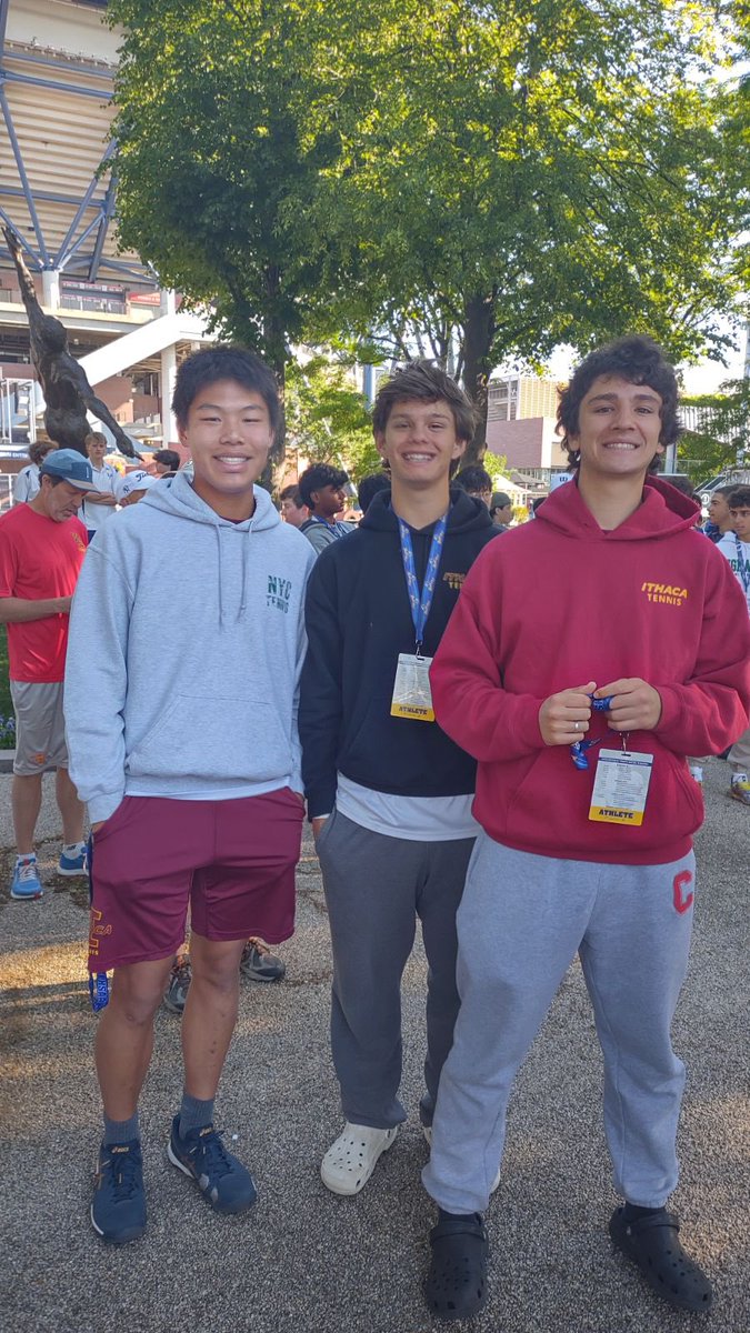 IHS tennis has arrived at the Billie Jean King Tennis Center. Ready for play at 9:30 am and 12:30 pm. Let's Go Red!