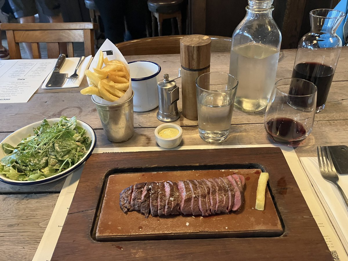 Pre-train lunch near Kings Cross  <a href="/flatironsteak/">Flat Iron Steak</a> 
Delicious