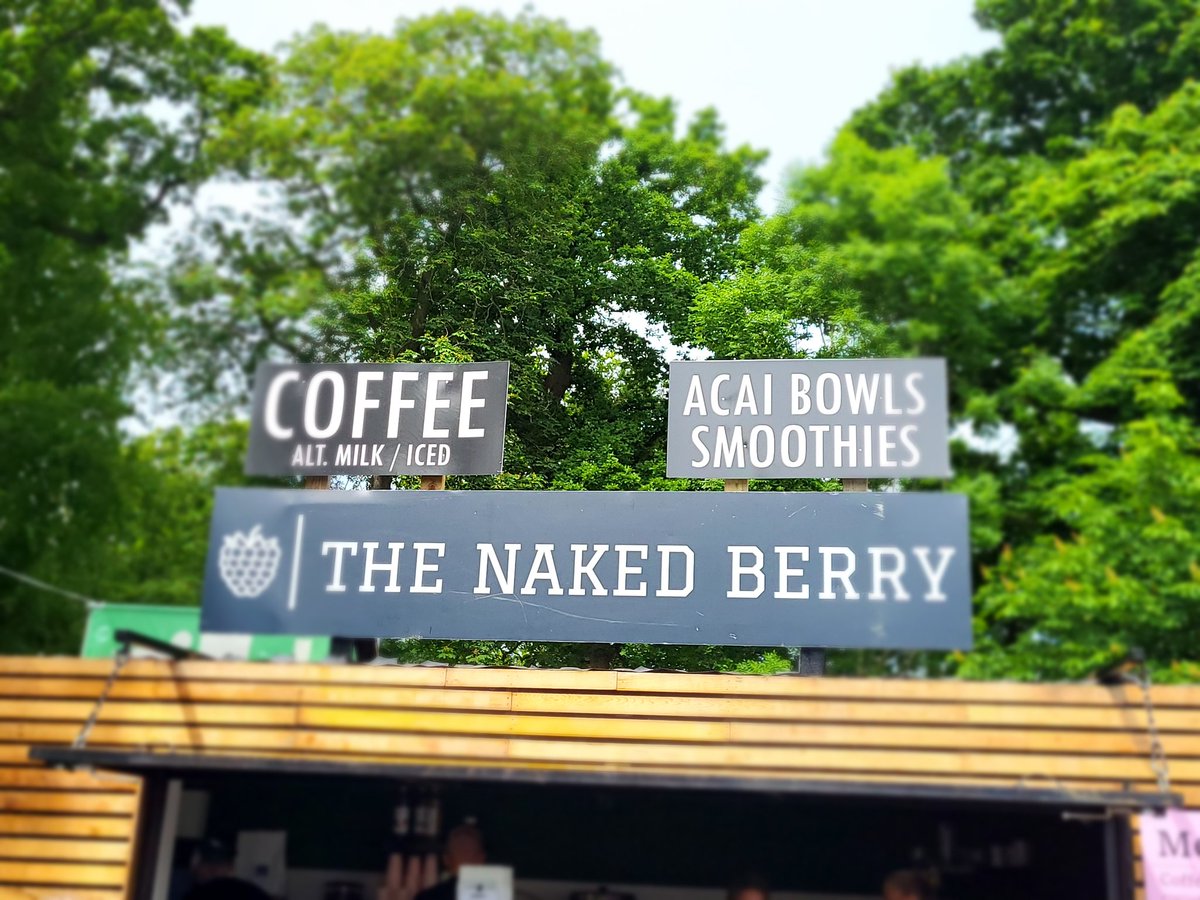 Look at this for a delicious healthy high protein all natural snack @BordBiaBloom from The Naked Berry, find them at the back of the barbecue area and they do really really good coffee too💚❤️🐑