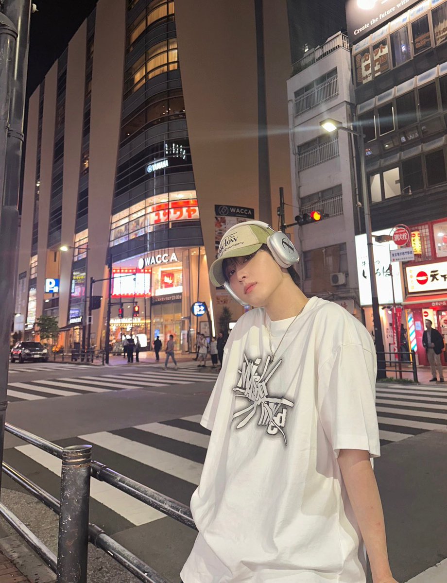 XODIAC_MEMBERS's tweet image. [#현식]

일본 팬콘도 완료!!!✌️ 너무 행복했어!!
일본 매력에 푹 빠졌다… 🫠 
사랑해 쏘블리 🫶🏻

#XODIAC #소디엑 #HYUNSIK #현식