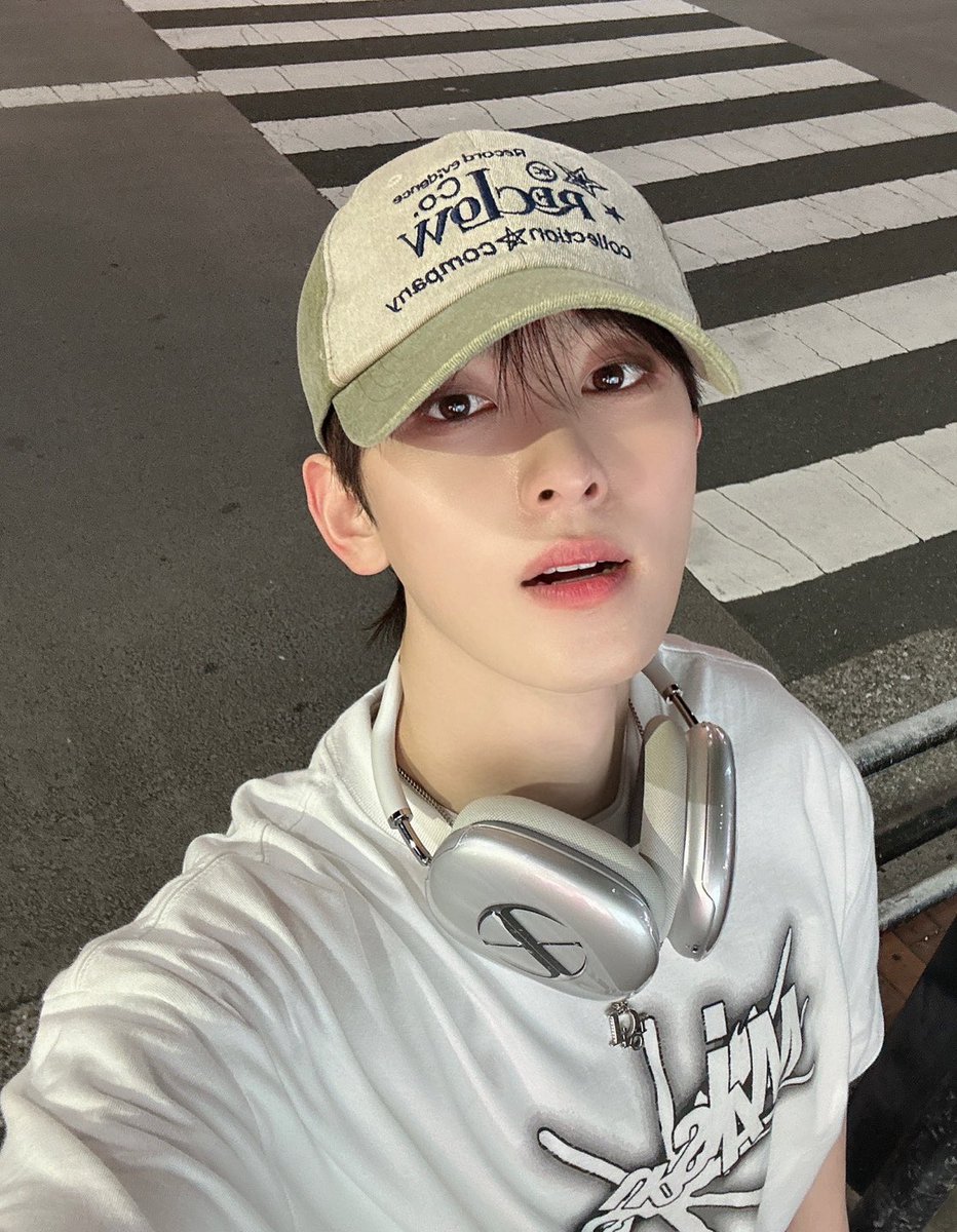 XODIAC_MEMBERS's tweet image. [#현식]

일본 팬콘도 완료!!!✌️ 너무 행복했어!!
일본 매력에 푹 빠졌다… 🫠 
사랑해 쏘블리 🫶🏻

#XODIAC #소디엑 #HYUNSIK #현식