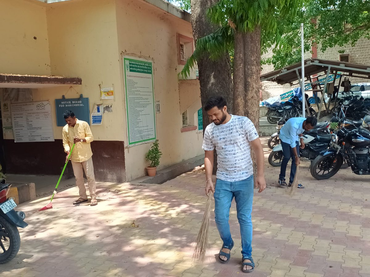 Shramadhan diwas drive conducted at Fsd Mancherial 
<a href="/FKarimnagar/">FCI_DO_Karimnagar</a> <a href="/BscFci/">FCI BSC JAMMIKUNTA</a> <a href="/FCI_Peddapalli/">FCI_FSD_Peddapalli</a>