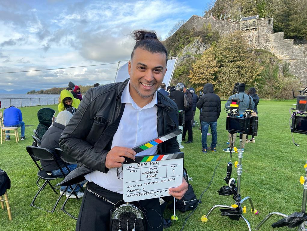 📻 Glasgow Caledonian University alumnus Ravi Sagoo is hosting a new BBC Radio 4 documentary celebrating Scotland's links with Bollywood. Bonnie Bollywood - 25 years of Indian Filmmaking in Scotland airs at 7.15pm on June 2 and will be available on BBC Sounds. #WeAreGCU