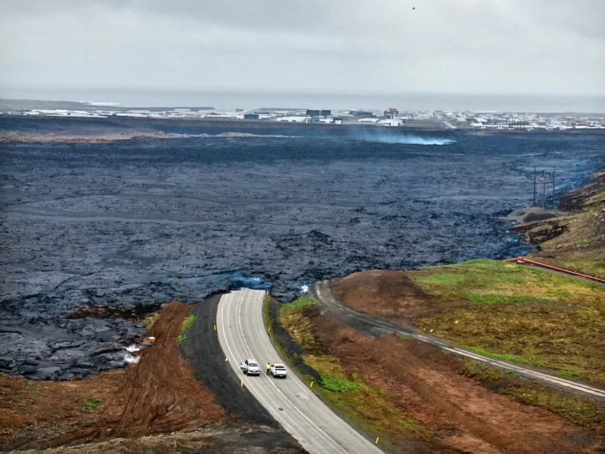 Have you ever felt like your cricketing journey was just cut off in its prime? 

Actual scenes today near Grindavík.